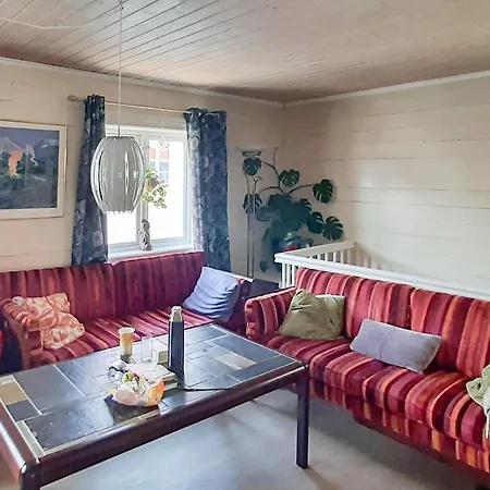 Ferienhaus 9 Person In Mandal, Cleaning Included *