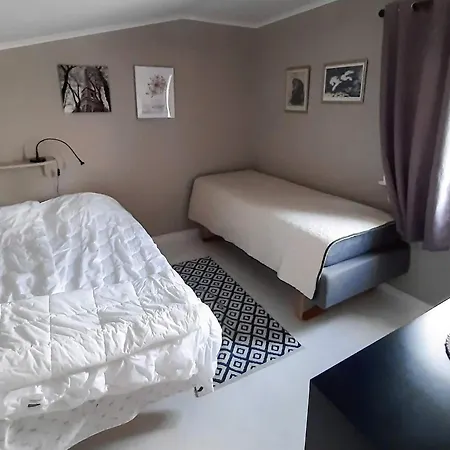 Ferienhaus 9 Person In Mandal, Cleaning Included *